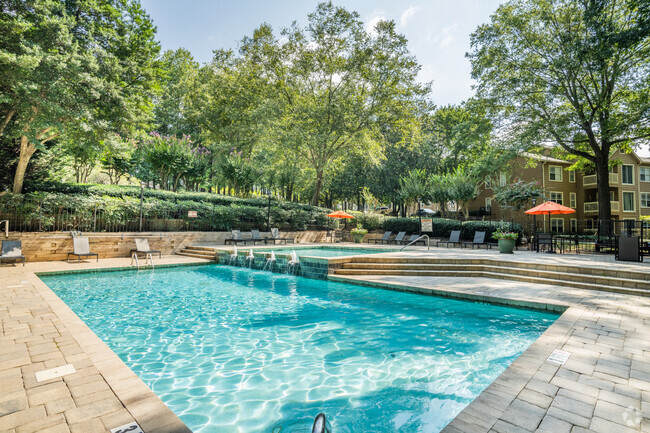 Pool - Gardenwood Apartments