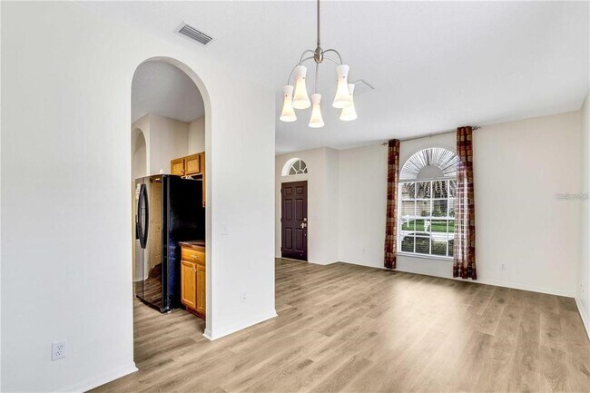 Foto del edificio - 11337 Village Brook Dr
