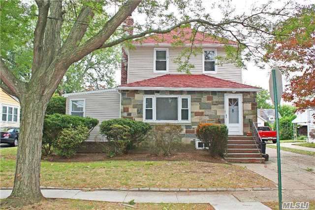 Primary Photo - 74 Terrace Ave
