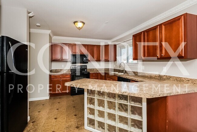 Foto del edificio - Lovely Three Bedroom