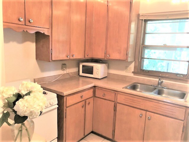 Foto del edificio - 3315 Harvey St