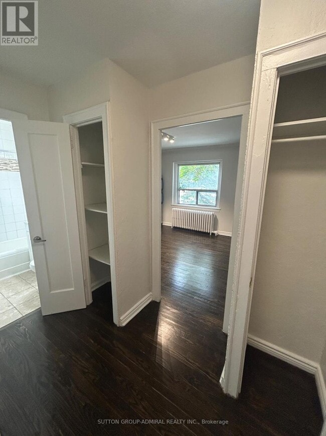 Photo du bâtiment - 166 Eastbourne Ave