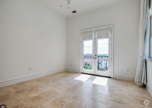 Building Photo - 6601 Mediterranean Dr