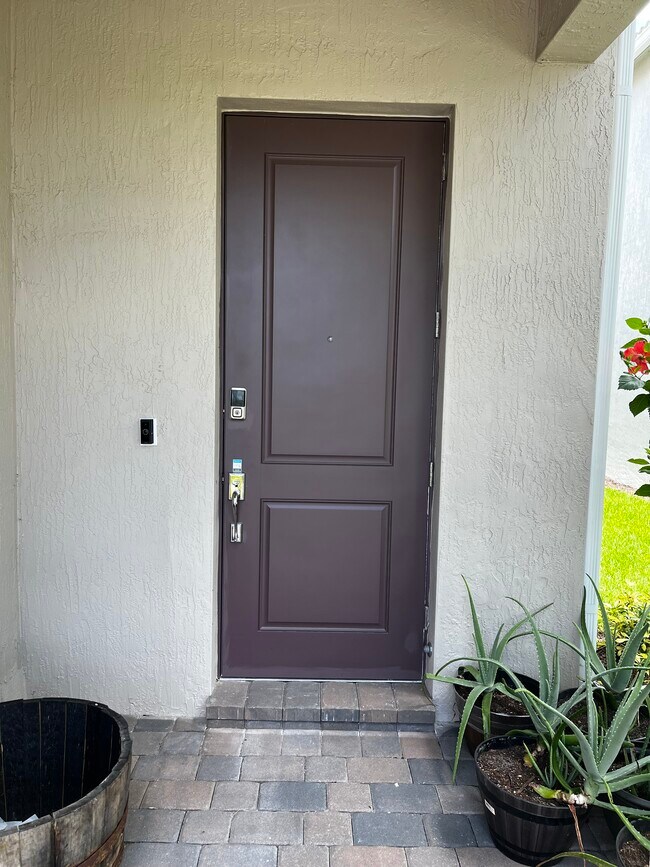 Alzado principal - 1418 Evergreen Ter