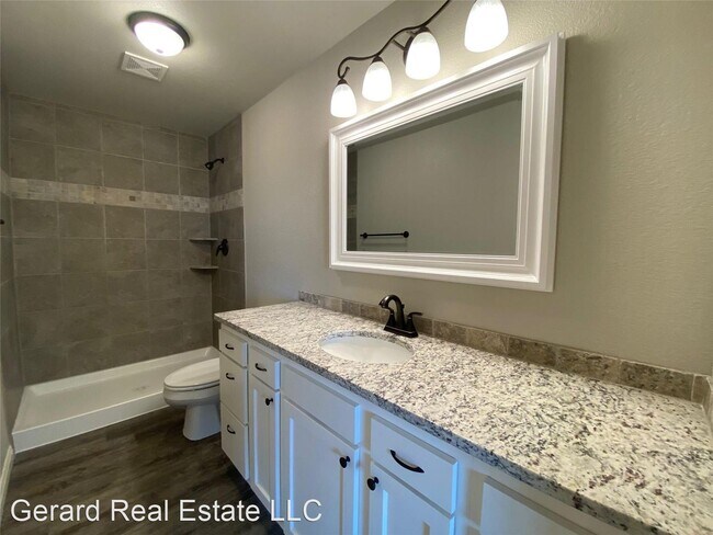 Foto del edificio - 3 br, 2 bath House - 6901 Inverness