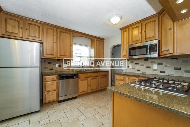 Foto del edificio - 1247 Cascade RD