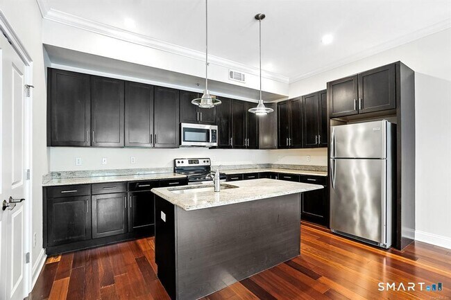 Foto del edificio - 142 East Ave