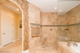 Building Photo - 2538 Marquesa Royale Ln
