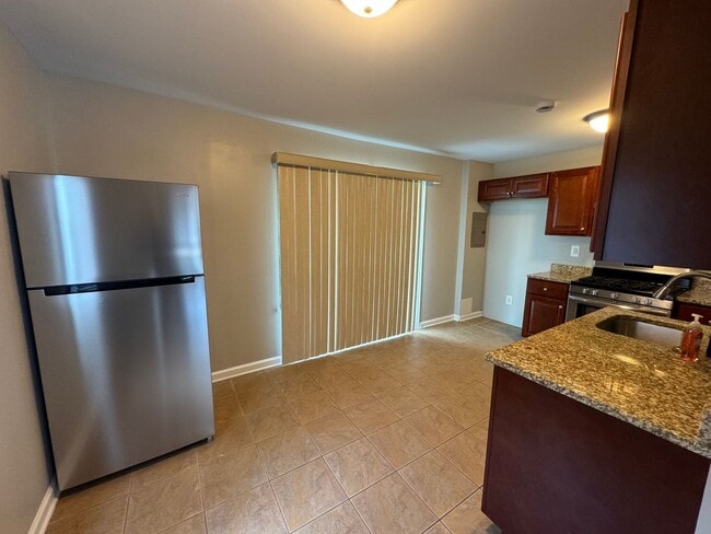 Foto del edificio - Fully Renovated 3-Bedroom Home with Garage...