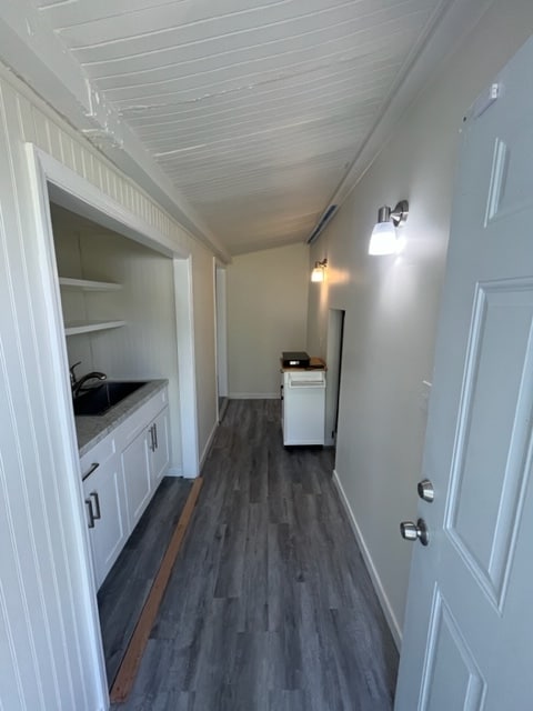 Kitchenette - 2376 Case Ln