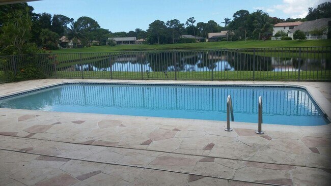 Foto del edificio - 4020 NW 24th Terrace