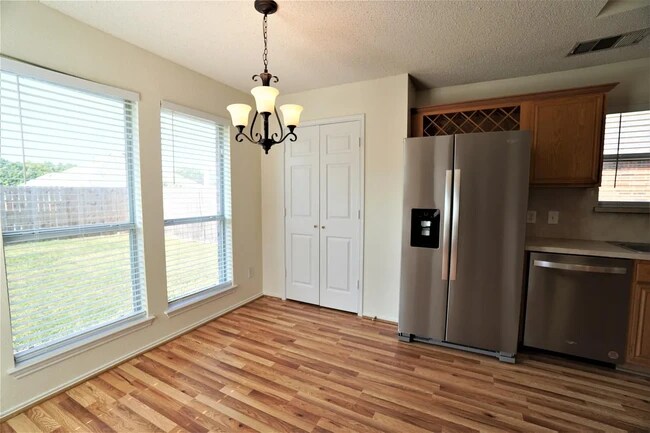 Foto del edificio - 137 Magnolia Ln