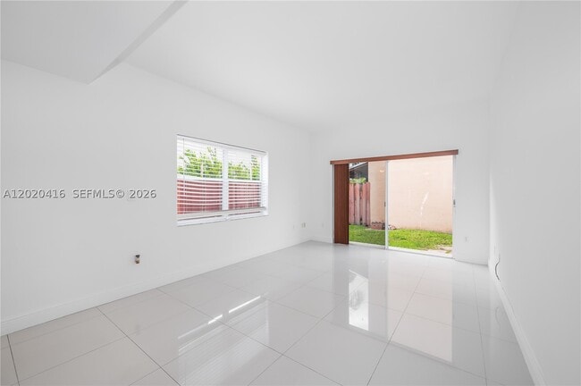 Foto del edificio - 4668 SW 153rd Ct