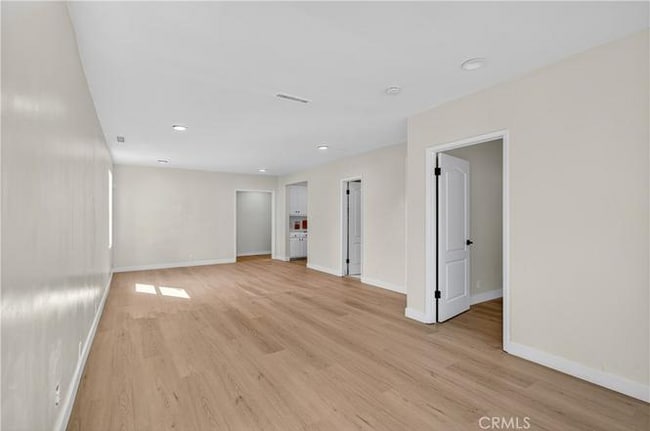 Building Photo - 537 W Camino Real Ave