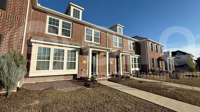 Building Photo - 11236 Sugarlands Dr