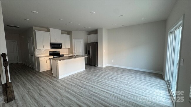 Building Photo - 1741 Braemar Vlg Dr