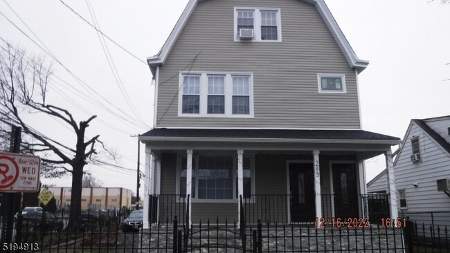 Foto del edificio - 281-283 Buffalo Ave