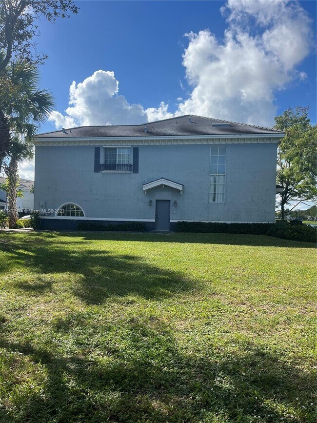 Building Photo - 3417 NW 13th St