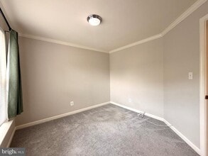 Building Photo - 13700 Barksdale Dr