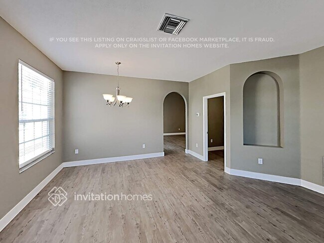 Foto del edificio - 4228 Tarkington Dr
