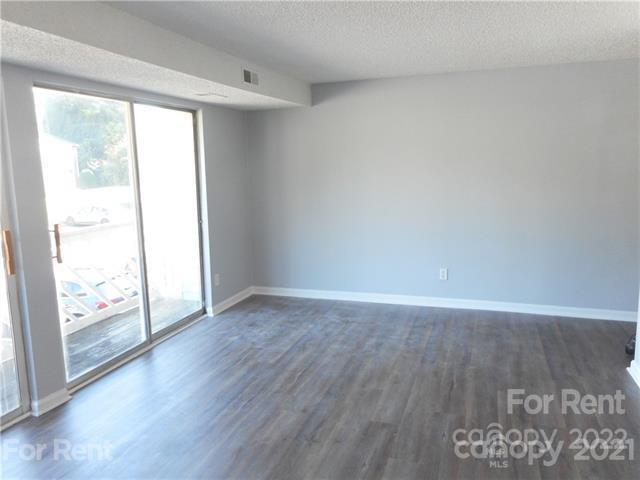 9511 Shannon Green Dr Unit H photo'
