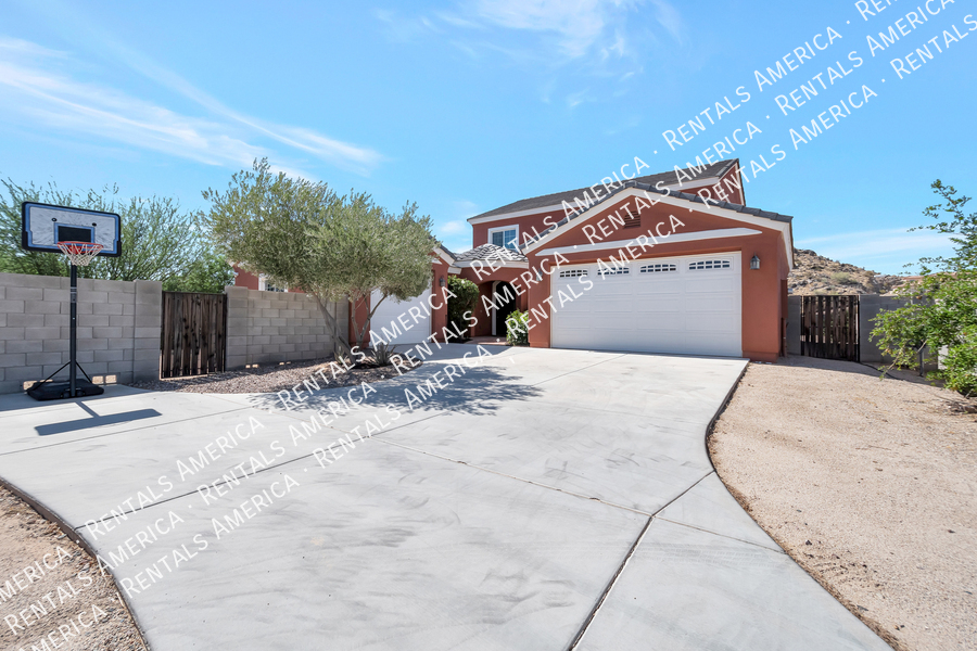 Primary Photo - 16819 E Palm Beach Dr