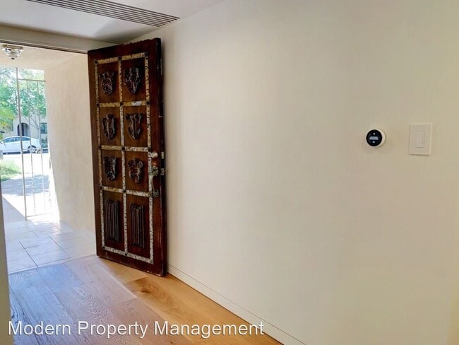Building Photo - 3 br, 3 bath House - 15439 Vose St