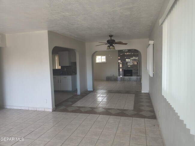 Foto del edificio - 4908 Blue Ridge Cir