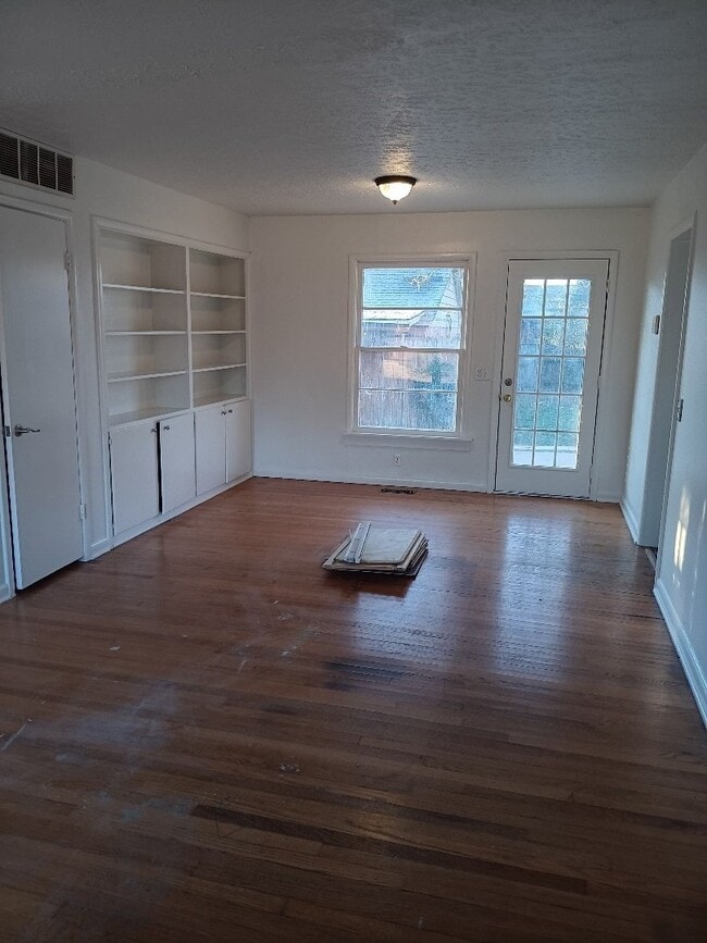 Building Photo - Now Available, 1/2 off 1st months rent if ...