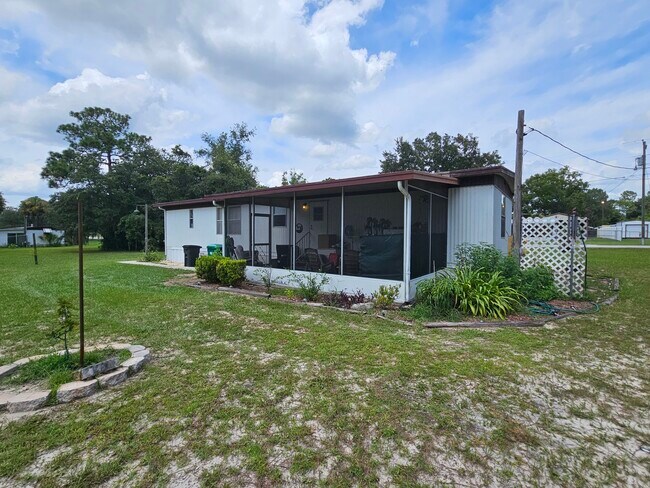 Foto del edificio - 7096 W Jackson Ln