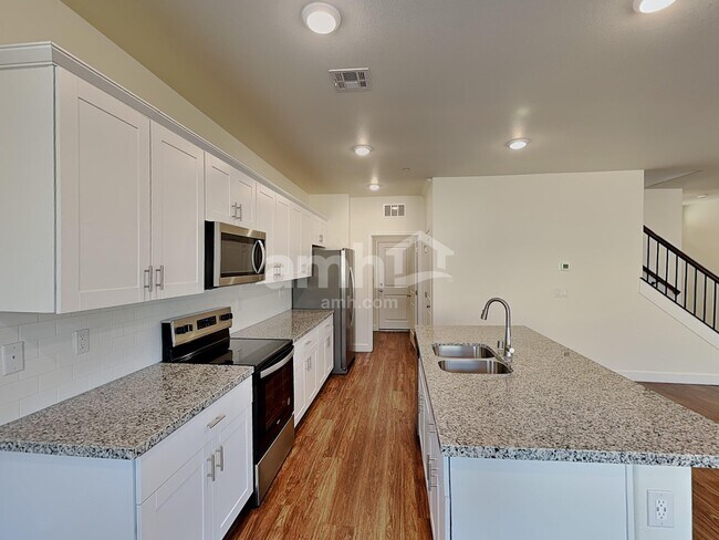 Foto del edificio - 72 Cabaletta Ln