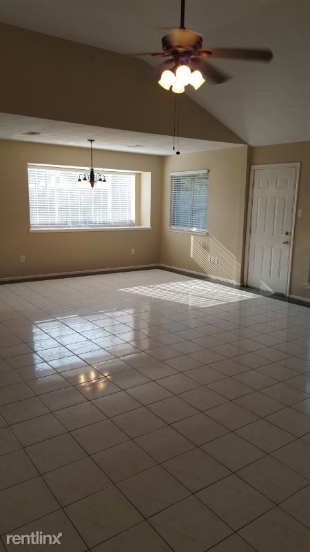 Building Photo - 3 br, 2 bath House - 7215 Thicket Trail Dr