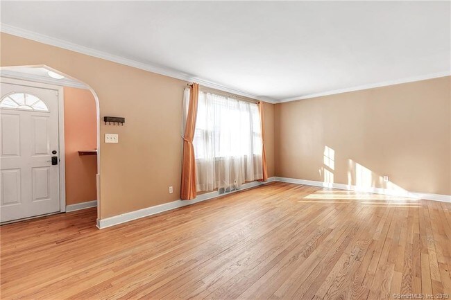 Building Photo - 355 Patterson Ave