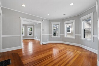 Building Photo - 146 Beech St