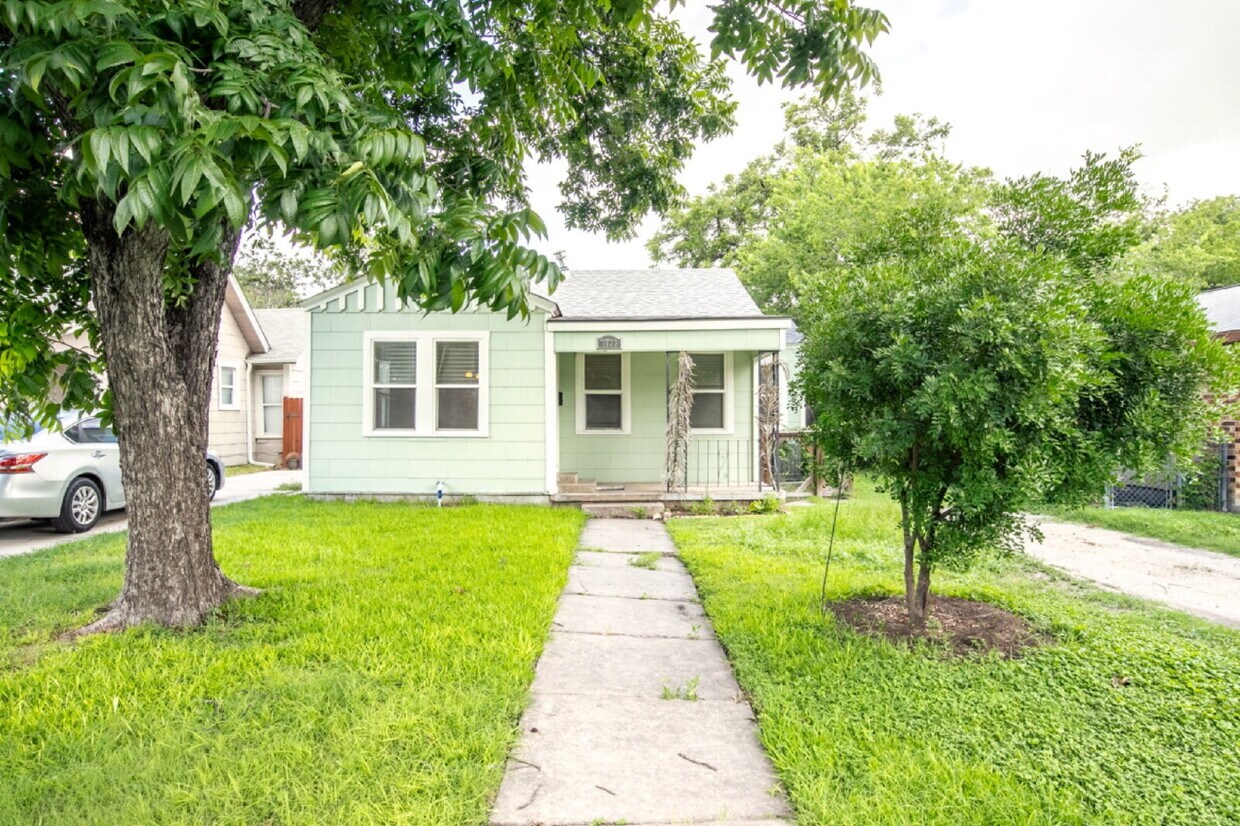 3br / 2ba house in Woodlawn terrace, close... - 3br / 2ba house in Woodlawn terrace, close...
