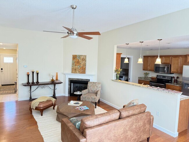 Foto del edificio - Immaculate Arden Three Bedroom Ranch With Two Car Garage