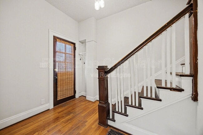 Building Photo - 2218 Salvador St