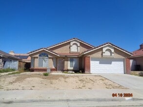 Building Photo - 1009 Hastings Ave