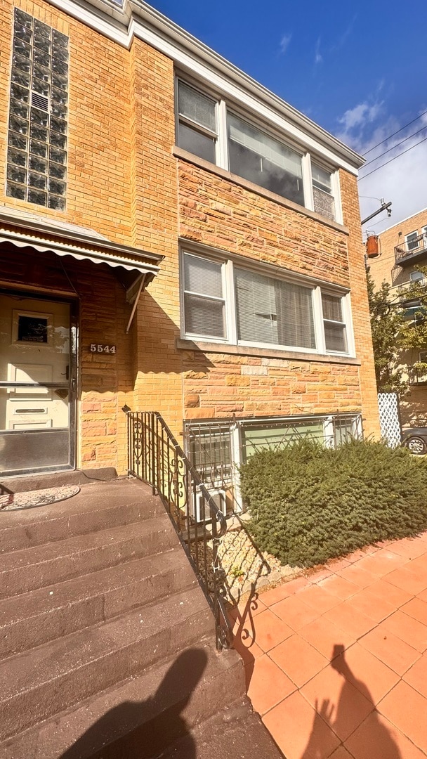 Foto del edificio - 5544 N Campbell Ave