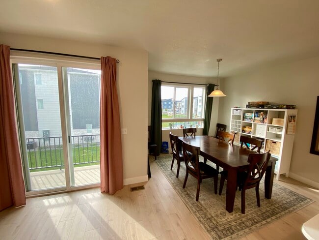 Foto del edificio - 528 S 950 W