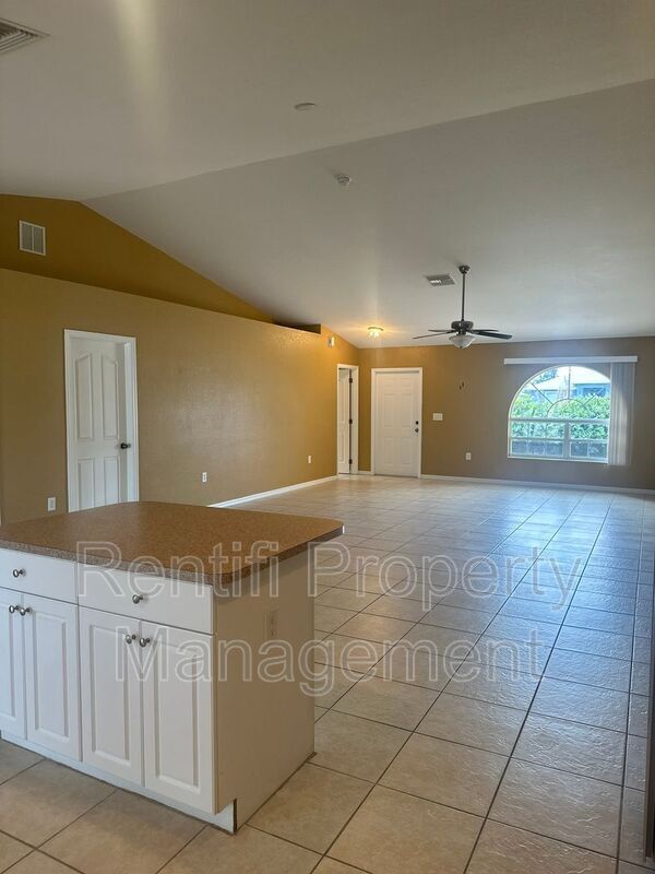 Foto del edificio - 1513 NE 36th Terrace