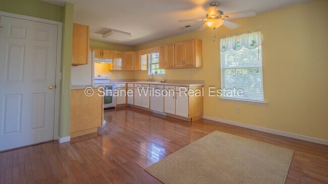 Building Photo - Check this out. A 4 BR / 2 BA up for rent ...
