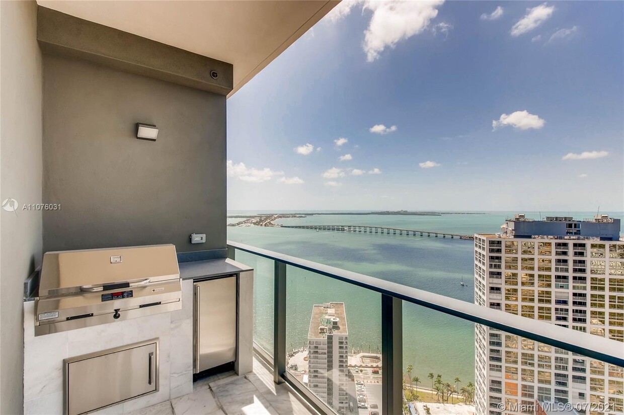 Foto principal - 1451 Brickell Ave