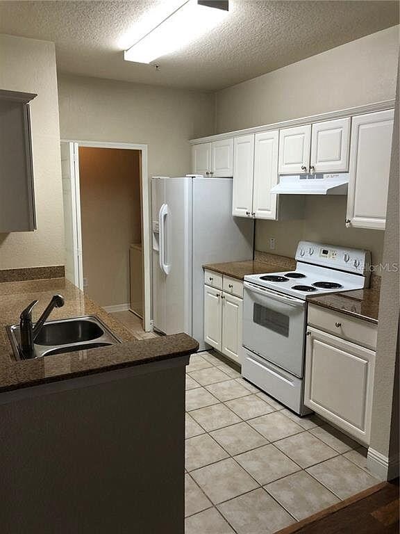 Building Photo - 200 Southern Pecan Cir