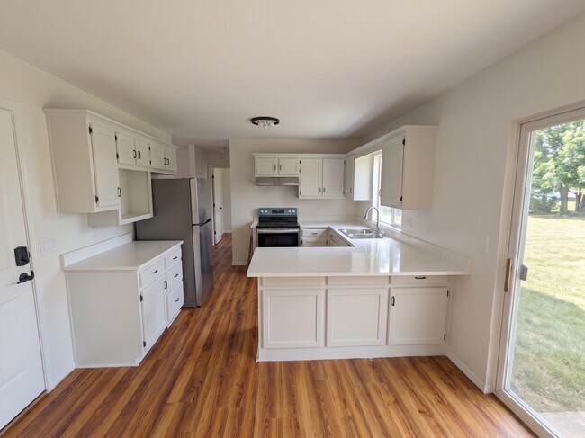 Building Photo - 3954 East River Drive