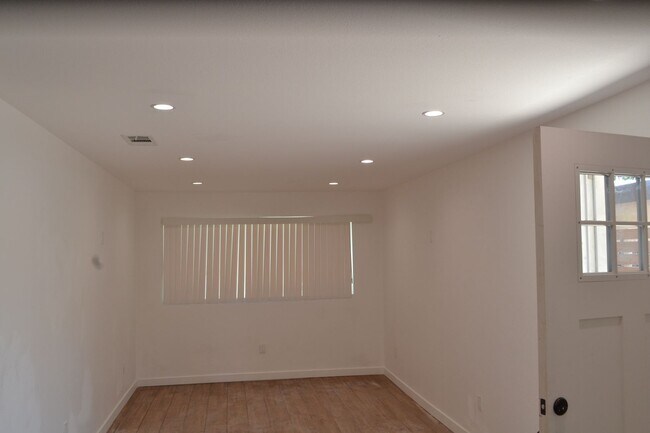 Building Photo - ??2-Bed, 2-Bath ADU Newly Built with Central AC, Parking & Solar – Available Now!