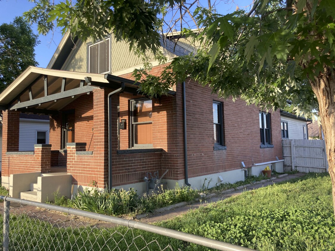 Primary Photo - 4404 Sherman St