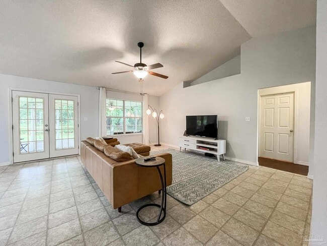 Building Photo - 5117 Chinook Ave