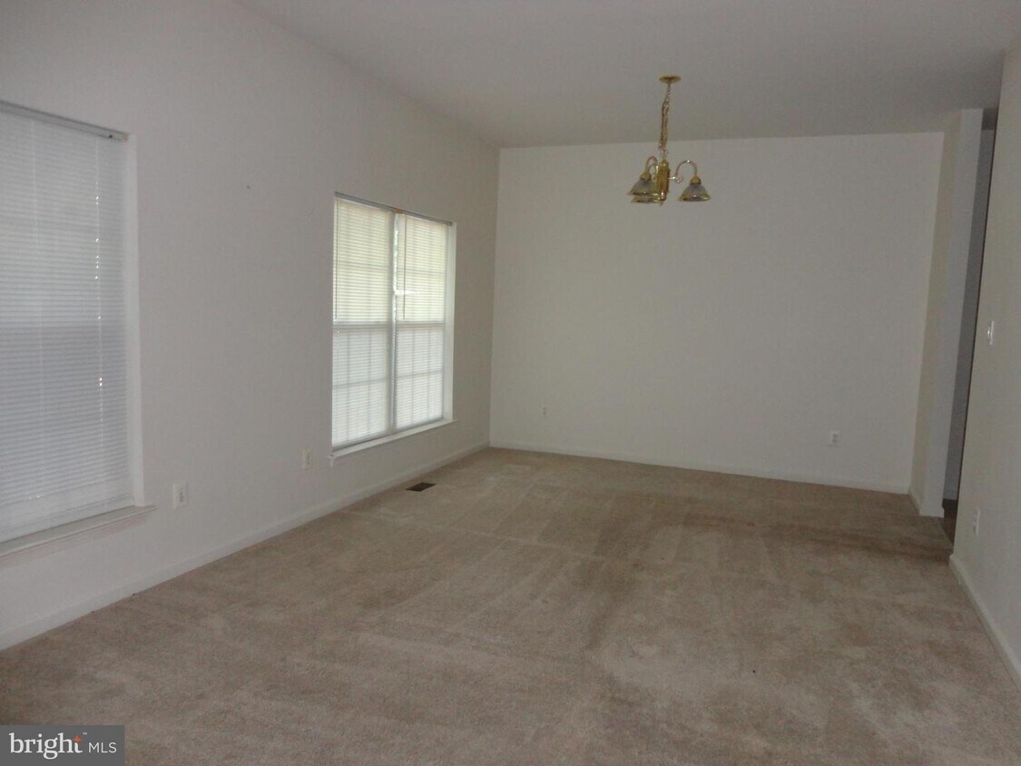 Foto principal - 21041 Markborough Terrace