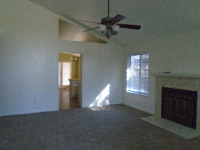Building Photo - CAMPUS PARK CUTIE! APPLICATION PENDING!!
